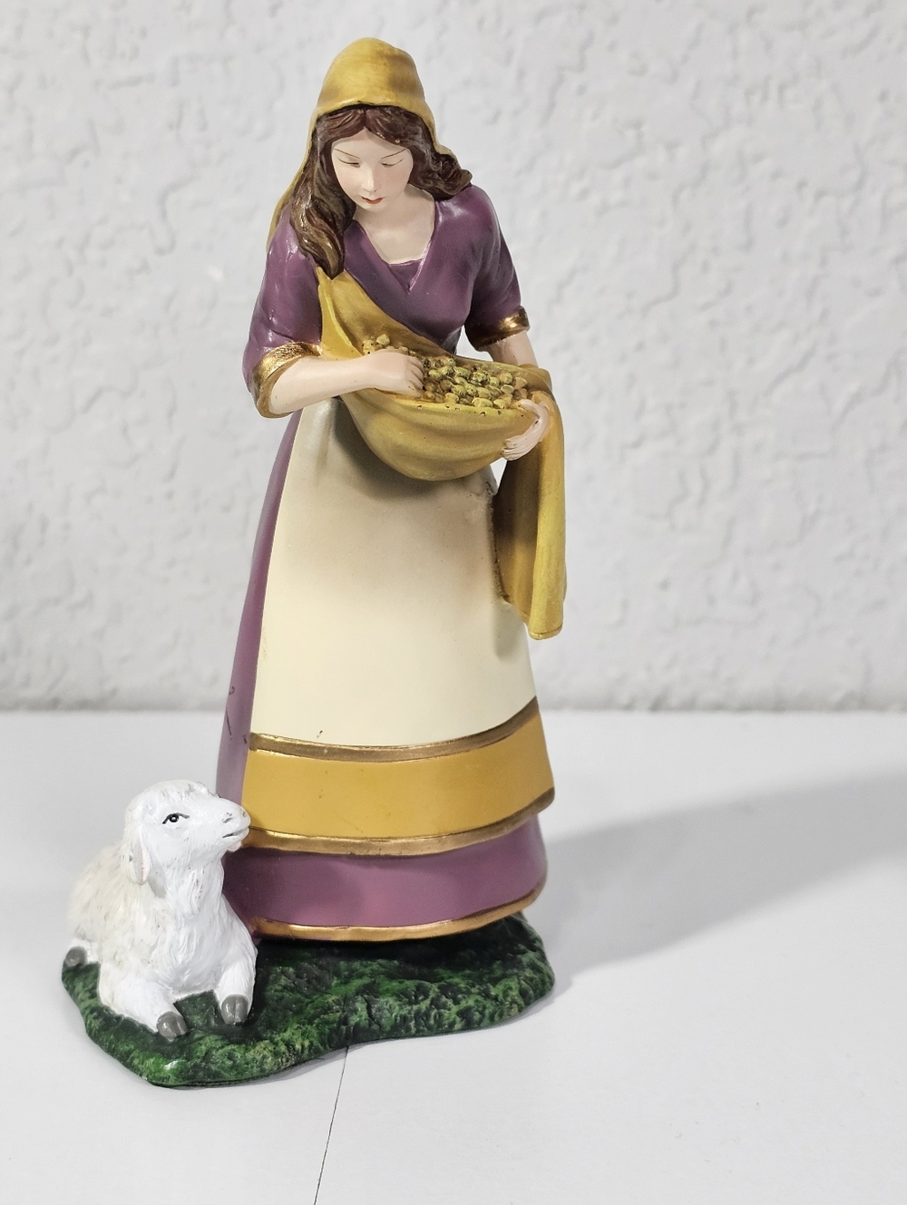 Thomas Kinkade Hawthorne Village Nativity Garland Collection Kind & Gentle